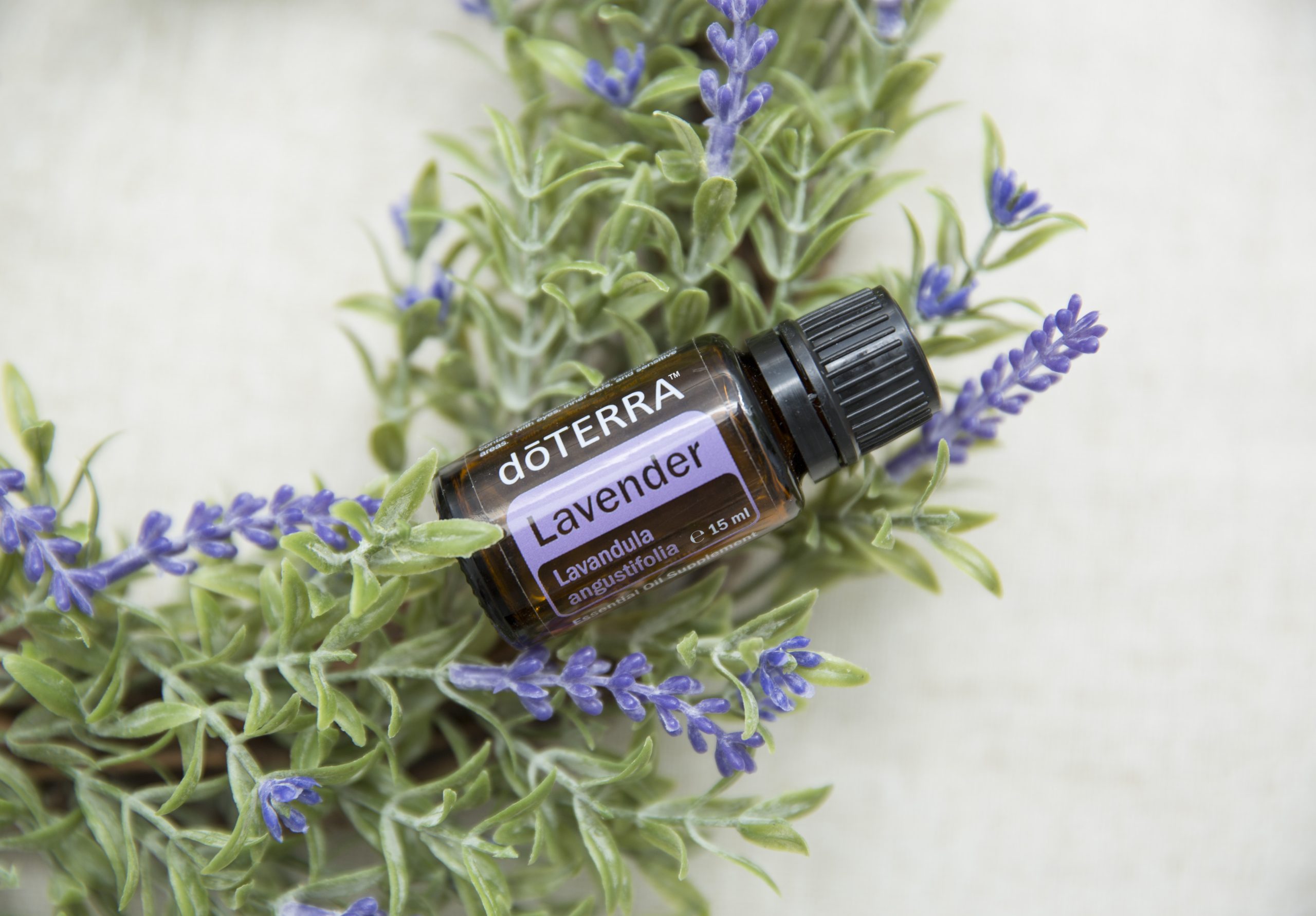Levănţică - Ulei Esențial Pur - grad terapeutic 1 EU Lavender 15 ml 2 scaled 1